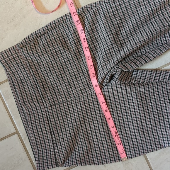 Loft Houndstooth Leggings Black, Gray, Dusty Pink SP - Picture 5 of 10